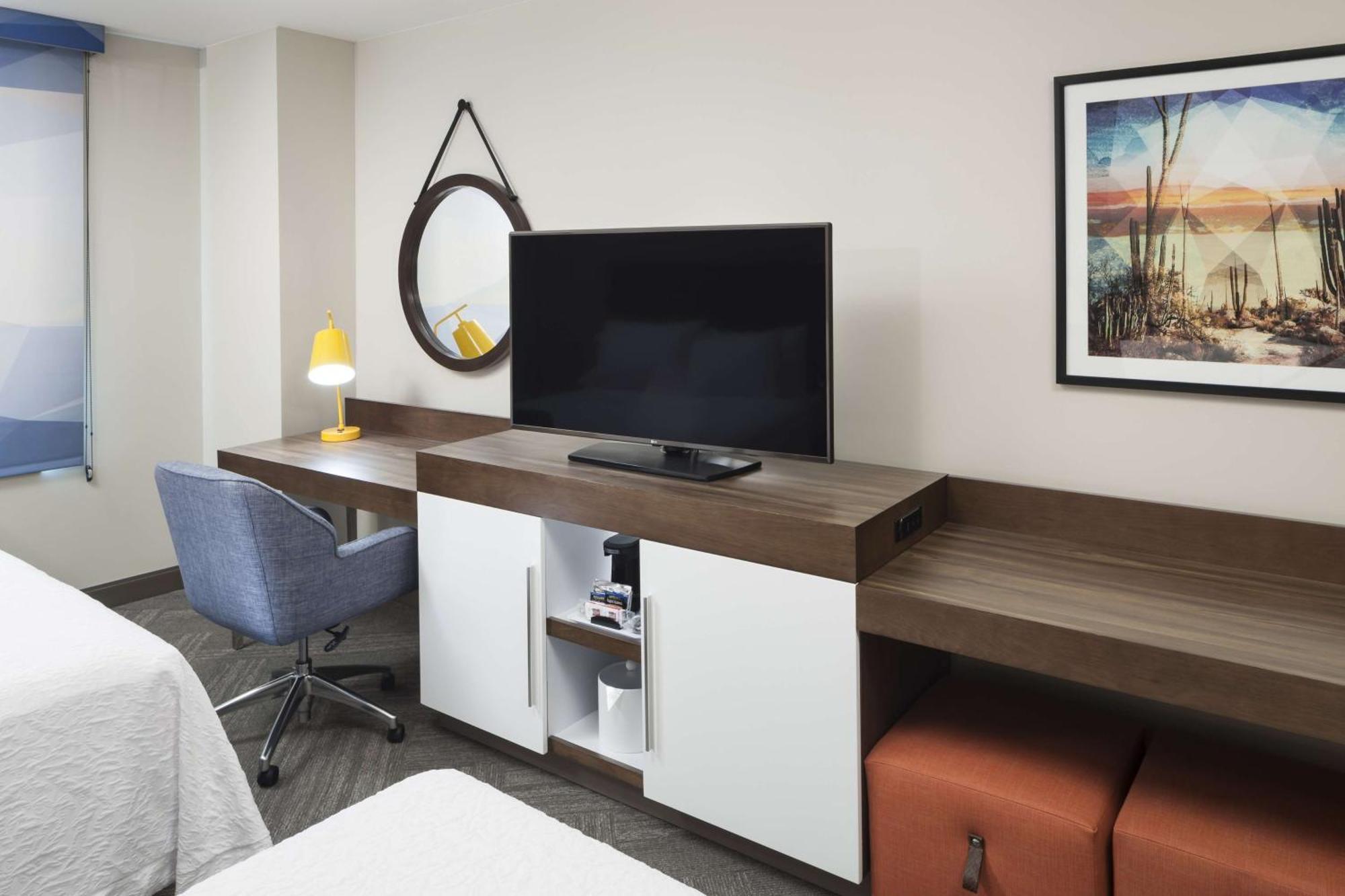 Hampton Inn & Suites Phoenix Downtown Екстериор снимка