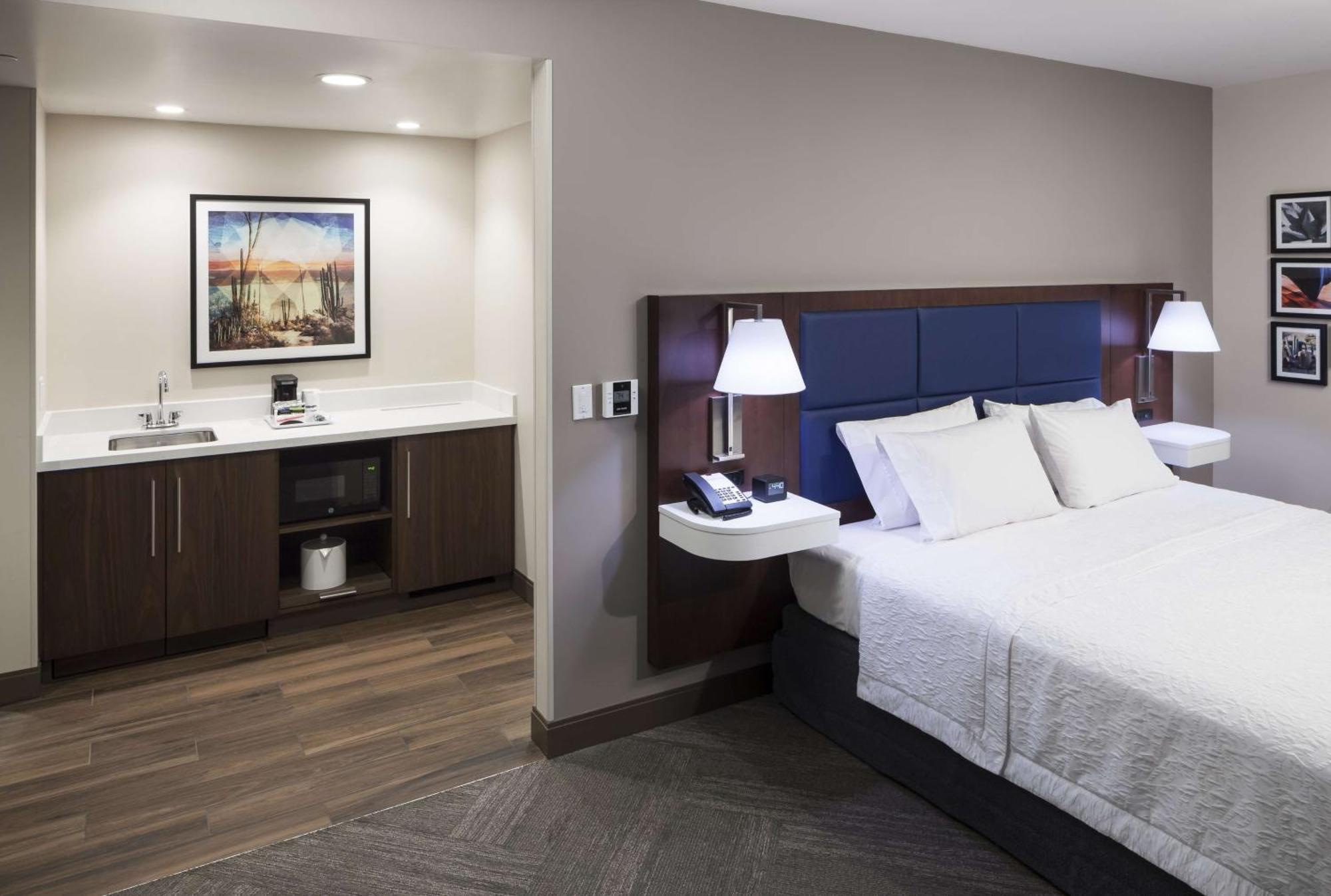 Hampton Inn & Suites Phoenix Downtown Екстериор снимка