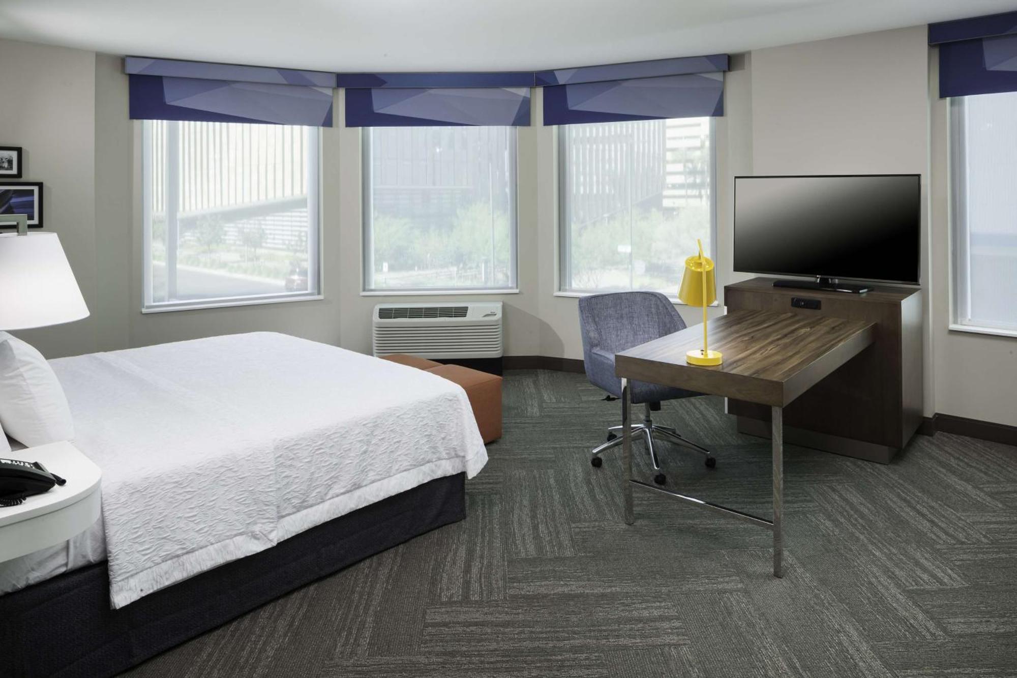 Hampton Inn & Suites Phoenix Downtown Екстериор снимка