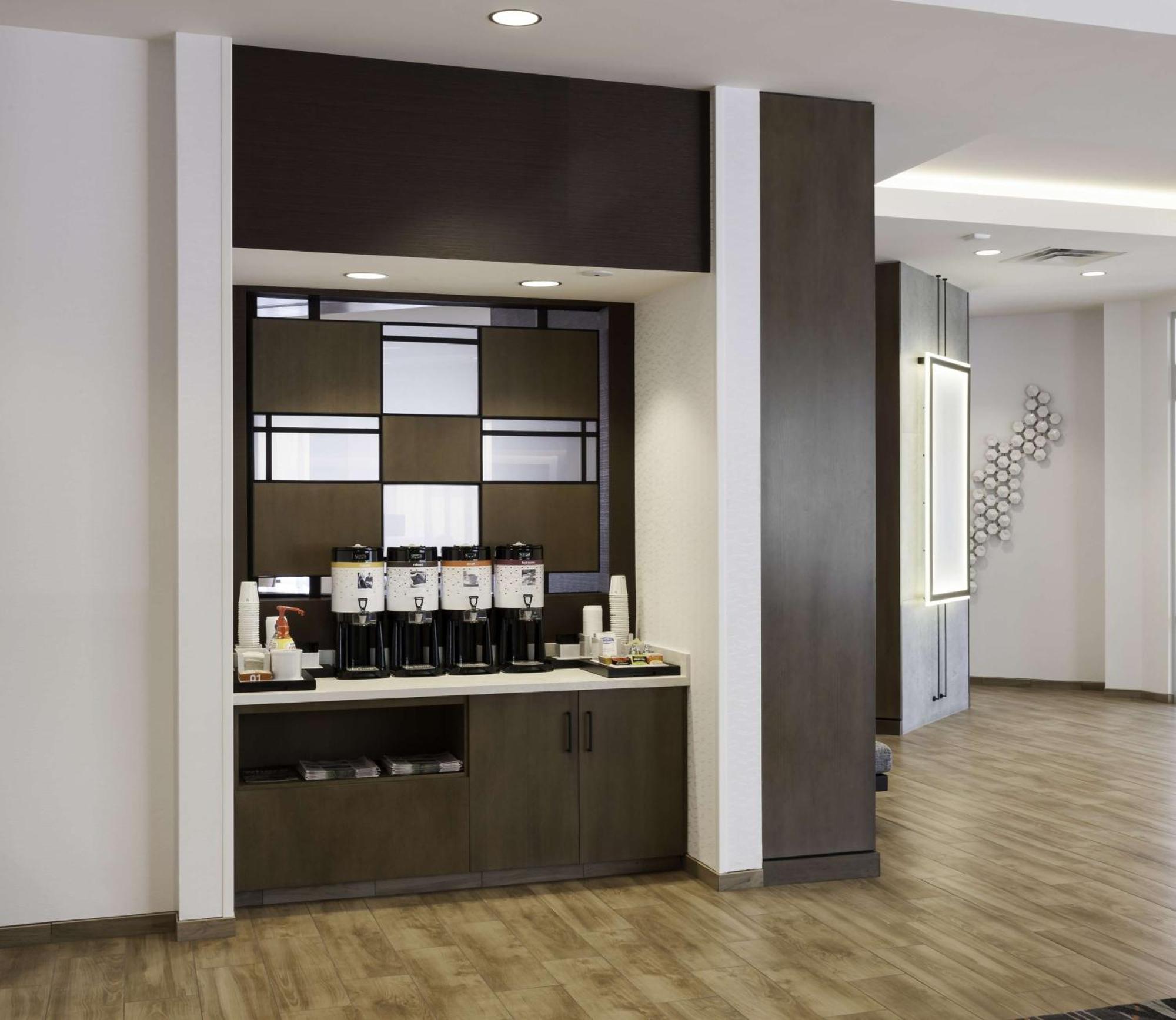 Hampton Inn & Suites Phoenix Downtown Екстериор снимка